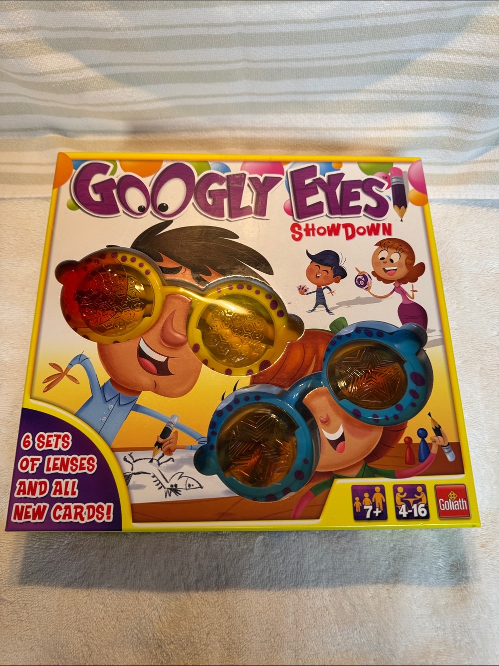 Googly Eyes Showdown Kids Game - Yellow & Blue Lenses by Goliath